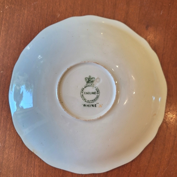 Lot of 4 Antique John Maddock & Sons Saucers Royal Vitreous Rhine 6 in See PicsA - Picture 10 of 12